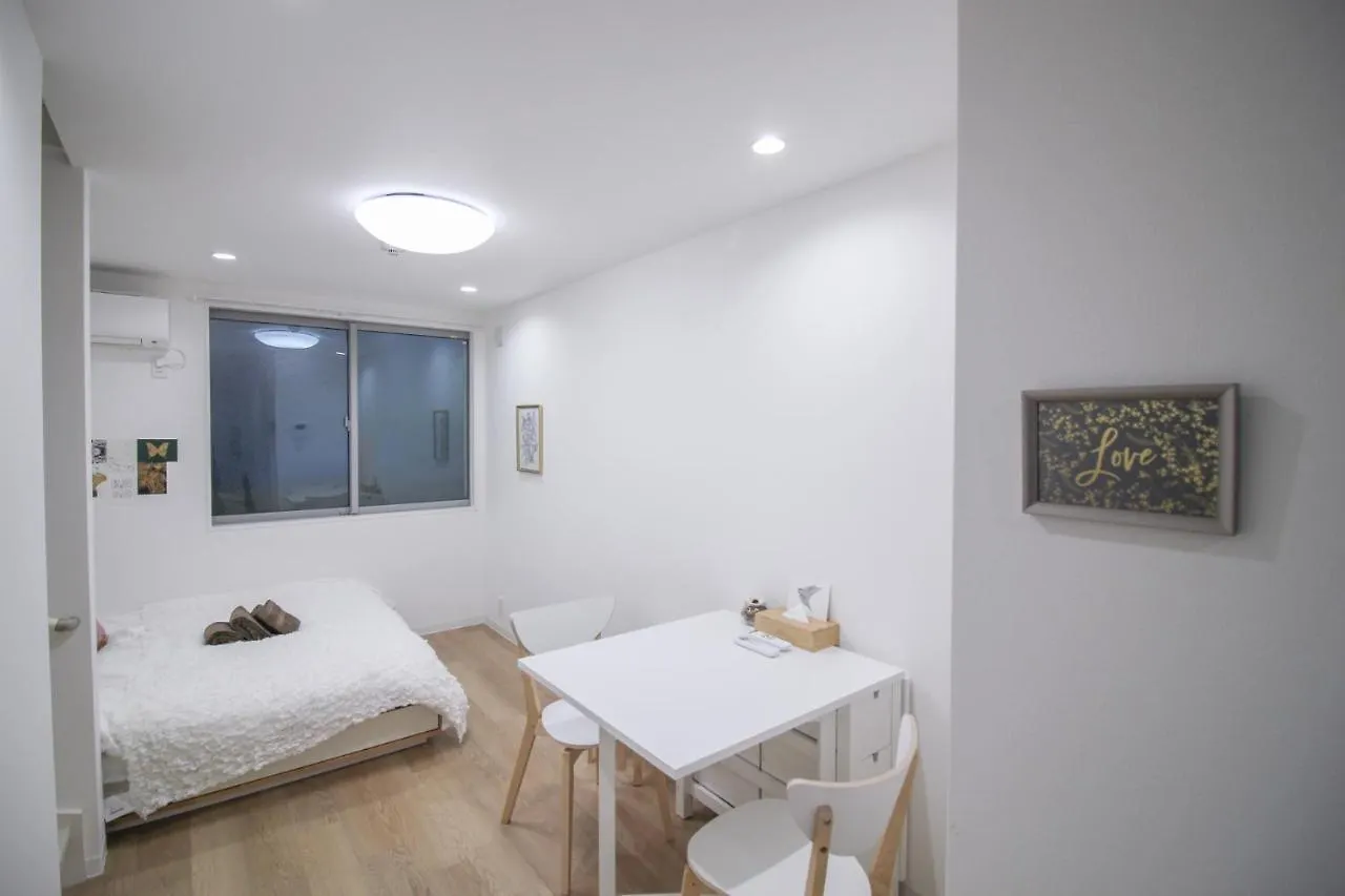 Casa Higashi Mikuni 01 Lägenhet Osaka